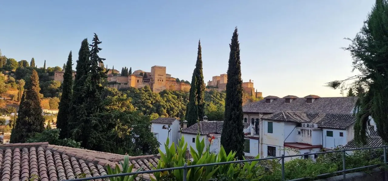 A 5 min del Mirador de San Nicolás. Villa Granada Сasa de vacaciones
